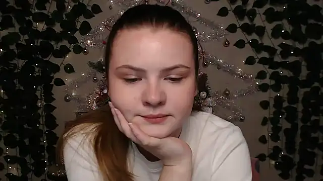 Snapshot of IxxiLiana chatting on December 19, 2024, 4:13 am IxxiLiana online show from December 19, 2024, 4:13 am