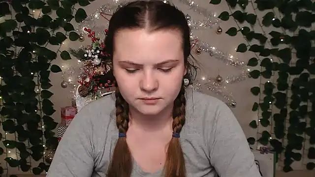 Snapshot of IxxiLiana chatting on December 28, 2024, 7:11 am IxxiLiana online show from December 28, 2024, 7:11 am