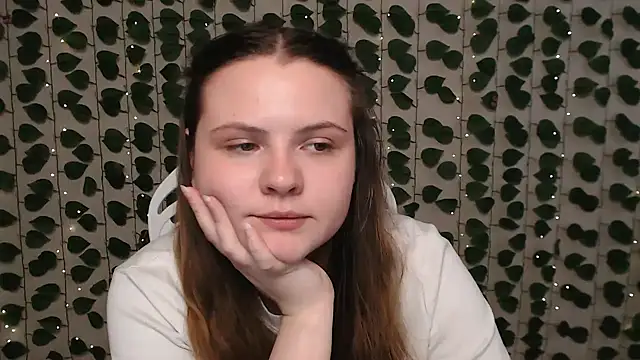 Snapshot of IxxiLiana chatting on January 13, 2025, 7:21 am IxxiLiana online show from January 13, 2025, 7:21 am