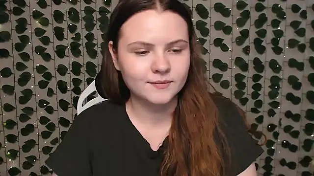 Snapshot of IxxiLiana chatting on January 18, 2025, 7:07 am IxxiLiana online show from January 18, 2025, 7:07 am