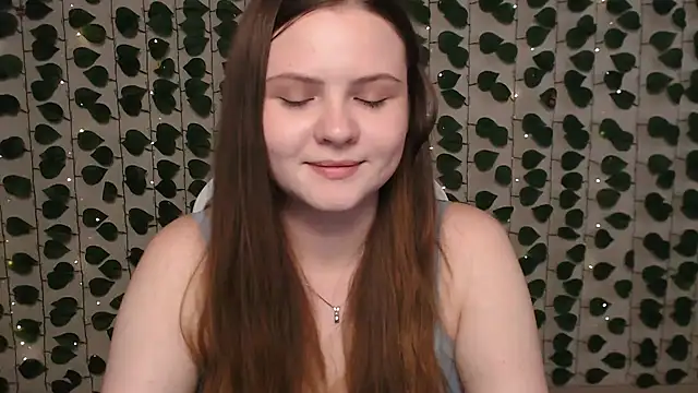 Snapshot of IxxiLiana chatting on January 20, 2025, 7:04 am IxxiLiana online show from January 20, 2025, 7:04 am