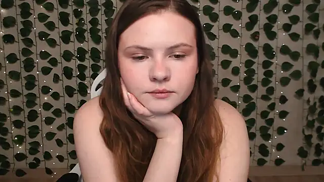 Snapshot of IxxiLiana chatting on February 15, 2025, 4:14 am IxxiLiana online show from February 15, 2025, 4:14 am