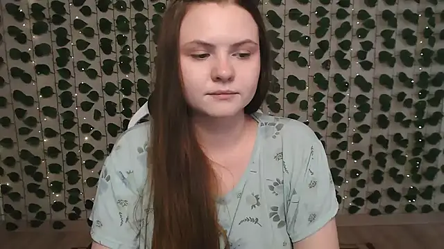 Snapshot of IxxiLiana chatting on March 5, 2025, 8:21 am IxxiLiana online show from March 5, 2025, 8:21 am