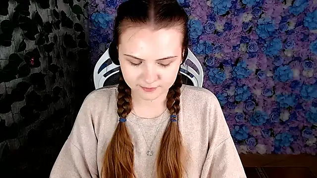 Snapshot of IxxiLiana chatting on September 27, 2025, 5:12 am IxxiLiana online show from September 27, 2025, 5:12 am