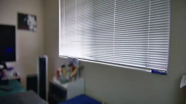 Yagurl  west online show from January 30, 2025, 5:49 pm