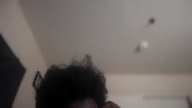 Yagurl  west online show from February 25, 2025, 4:31 pm