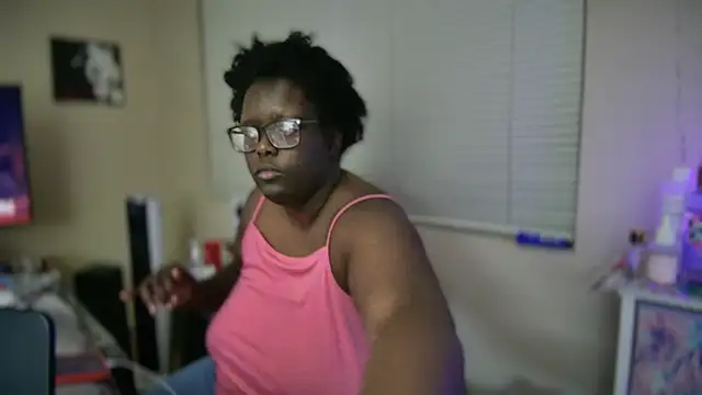 Snapshot of Yagurl__west chatting on March 5, 2025, 2:36 am Yagurl west online show from March 5, 2025, 2:36 am