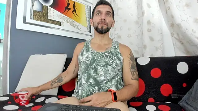 Snapshot of JULESLAKES chatting on October 24, 2025, 2:35 pm JULESLAKES online show from October 24, 2025, 2:35 pm