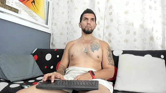 Snapshot of JULESLAKES chatting on November 16, 2025, 3:56 am JULESLAKES online show from November 16, 2025, 3:56 am