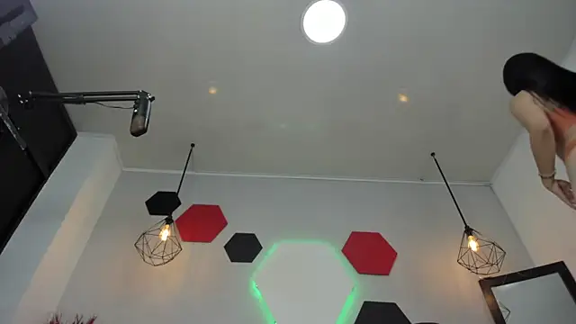 martinaclark online show from November 15, 2025, 2:42 am