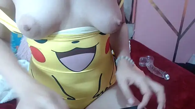 nadescomthxx online show from February 9, 2025, 12:41 pm