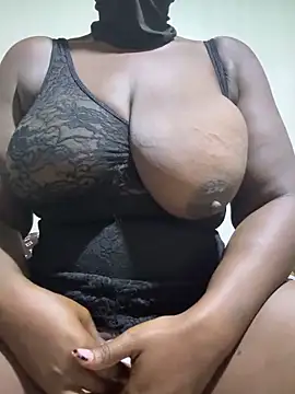 Snapshot of sweet1111 chatting on November 23, 2025, 8:19 pm sweet1111 online show from November 23, 2025, 8:19 pm