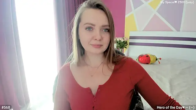 Snapshot of LizaGost chatting on September 13, 2025, 11:43 am LizaGost online show from September 13, 2025, 11:43 am