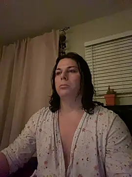 Snapshot of KevieWantsABoobJob chatting on January 22, 2025, 2:59 am KevieWantsABoobJob online show from January 22, 2025, 2:59 am