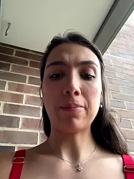 AnnaCastillo  online show from November 10, 2025, 10:20 pm