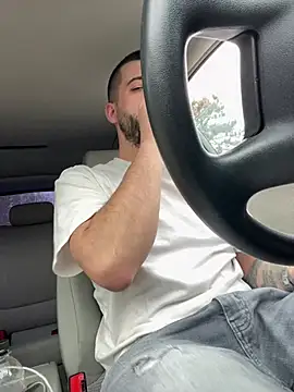 ElChapoGuzman95 online show from February 13, 2025, 3:46 pm