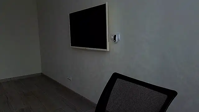  comefeelme  online show from March 10, 2025, 10:59 am