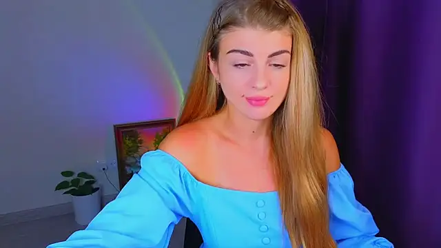  comefeelme  online show from November 10, 2025, 5:34 pm