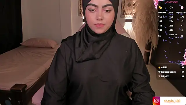 shayla 18 online show from March 8, 2025, 12:33 am