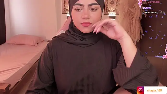 shayla 18 online show from March 11, 2025, 9:04 pm