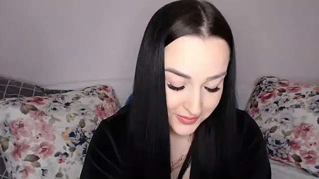 Snapshot of vitalina_freedom chatting on December 24, 2024, 12:33 pm vitalina freedom online show from December 24, 2024, 12:33 pm