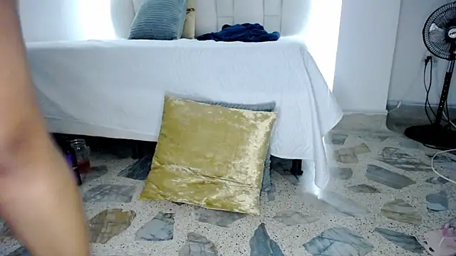 tiffany  pink online show from February 26, 2025, 10:53 pm