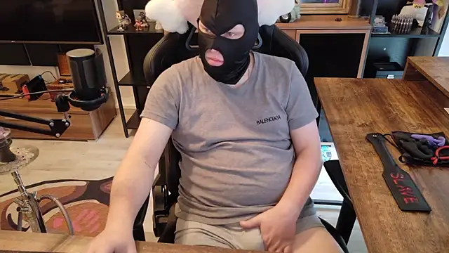 sweetsmile93 online show from December 20, 2025, 9:27 am