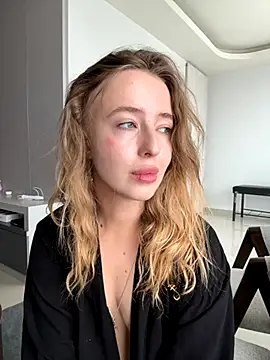 Nura n Sarah online show from November 2, 2025, 3:20 am