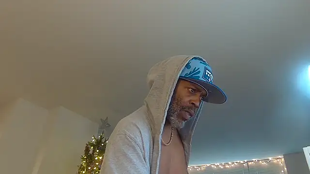 Snapshot of theblacklordmaster chatting on December 6, 2024, 4:28 pm theblacklordmaster online show from December 6, 2024, 4:28 pm