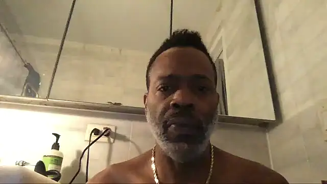 Snapshot of theblacklordmaster chatting on December 10, 2024, 1:00 pm theblacklordmaster online show from December 10, 2024, 1:00 pm