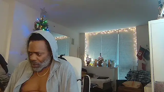 Snapshot of theblacklordmaster chatting on December 10, 2024, 4:06 pm theblacklordmaster online show from December 10, 2024, 4:06 pm