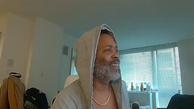 Snapshot of theblacklordmaster chatting on January 16, 2025, 4:28 pm theblacklordmaster online show from January 16, 2025, 4:28 pm