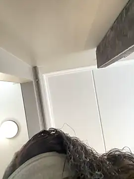 Snapshot of Neelo-Smith chatting on February 3, 2025, 7:40 am Neelo-Smith online show from February 3, 2025, 7:40 am