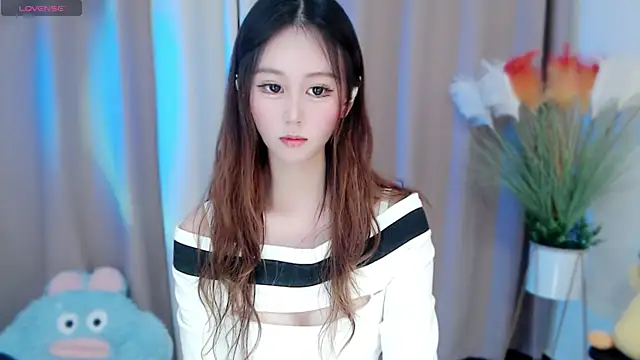 Aimee-520 online show from December 22, 2024, 7:33 am