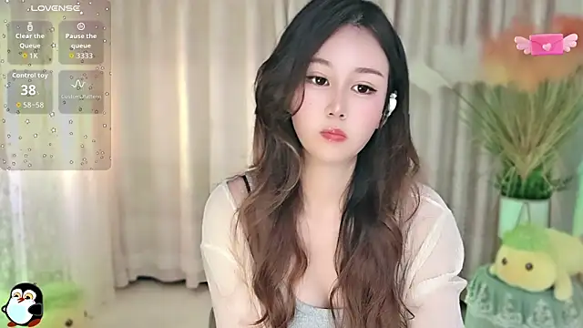 Aimee-520 online show from October 10, 2025, 11:59 pm