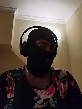 Snapshot of MRToyboyfun chatting on November 15, 2025, 2:24 pm MRToyboyfun online show from November 15, 2025, 2:24 pm