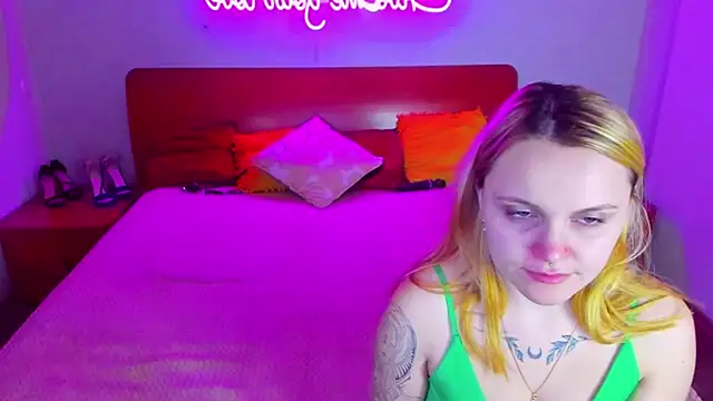 Snapshot of MagicEyess chatting on January 17, 2025, 7:19 am MagicEyess online show from January 17, 2025, 7:19 am