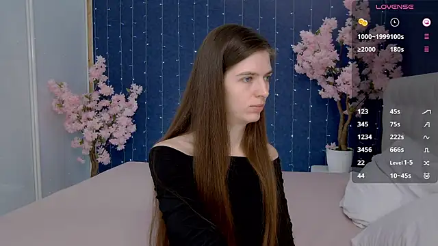 -Mirror-Girl- online show from February 6, 2025, 3:06 am