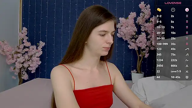 -Mirror-Girl- online show from February 13, 2025, 3:07 am