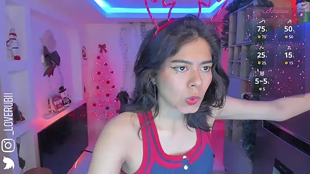 loverubii online show from December 14, 2025, 4:29 am