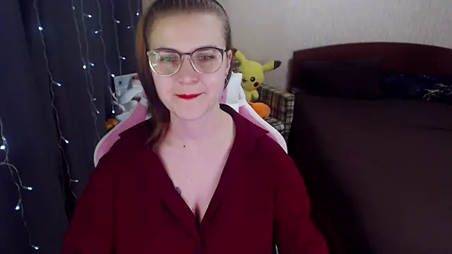 Snapshot of MissBrightShine chatting on February 13, 2025, 3:56 pm MissBrightShine online show from February 13, 2025, 3:56 pm