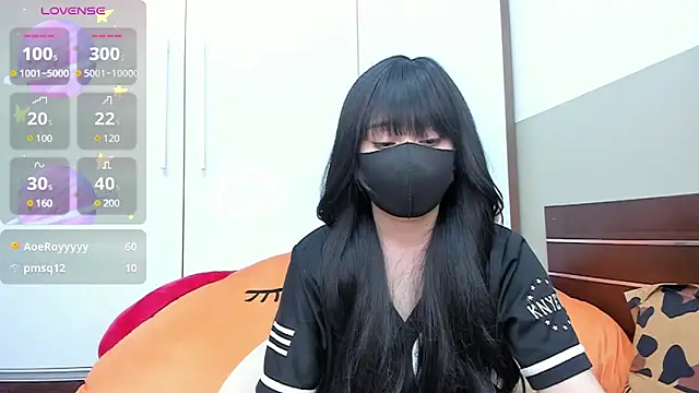 alonelove   online show from March 1, 2025, 5:31 am