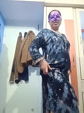 SANJU5888 online show from November 28, 2025, 9:12 am