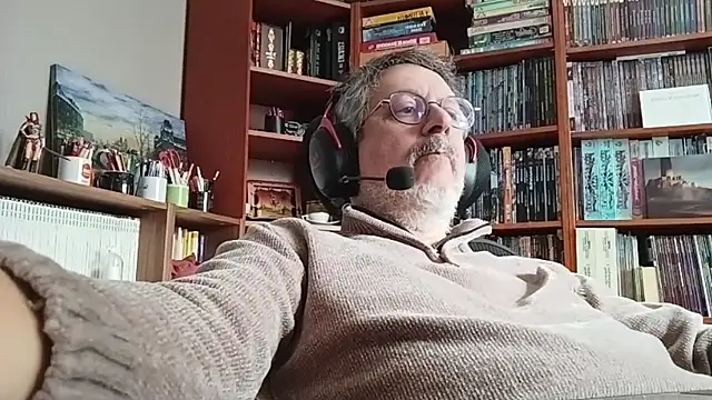 Mandra is a whore online show from October 27, 2025, 9:35 am