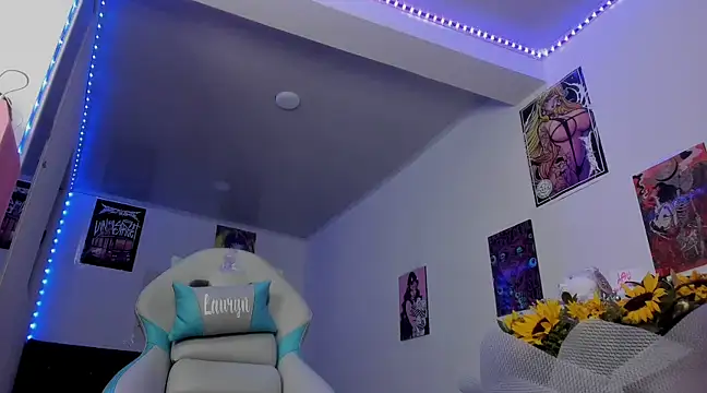 Lauryn muller online show from March 4, 2025, 2:27 am