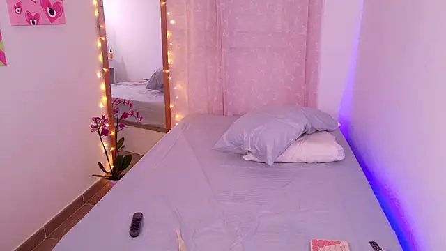 Snapshot of Mar_333 chatting on December 1, 2025, 7:46 am Mar 333 online show from December 1, 2025, 7:46 am