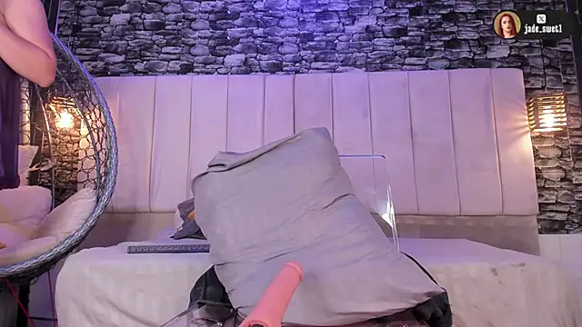 Snapshot of jade_swet chatting on November 9, 2025, 9:07 am jade swet online show from November 9, 2025, 9:07 am