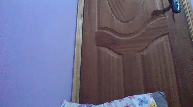 Snapshot of prettychic5 chatting on March 8, 2025, 7:53 pm prettychic5 online show from March 8, 2025, 7:53 pm