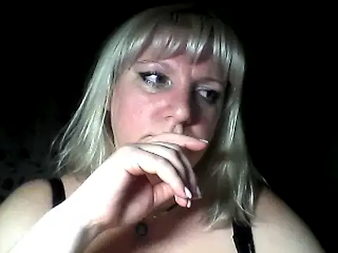 MeilomaWesa online show from January 22, 2025, 9:32 pm