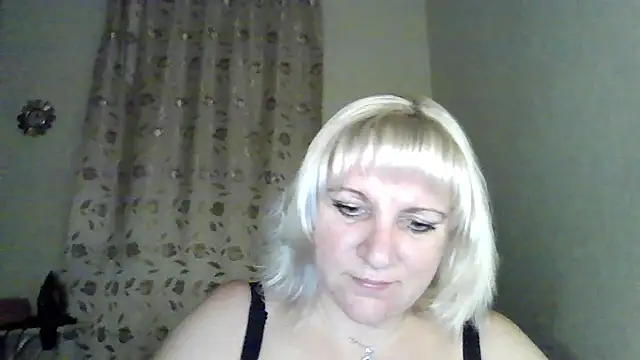 MeilomaWesa online show from October 22, 2025, 9:14 pm